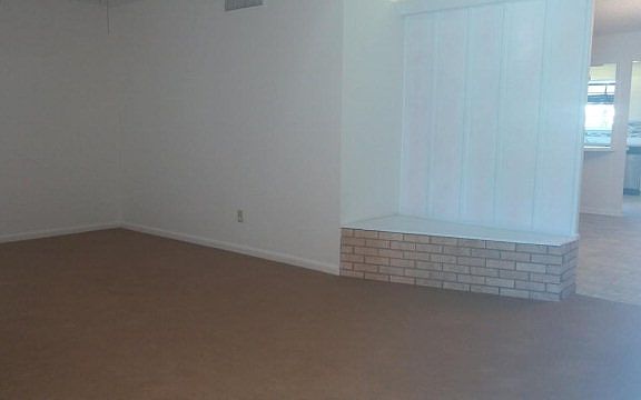 4th image of 1606 W 23rd St