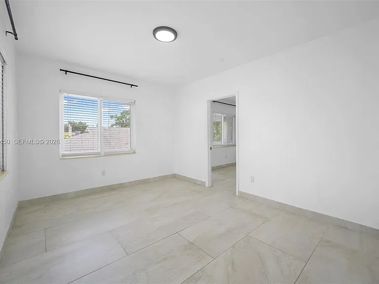 550 NE 82nd Ter #5 — Photo 10