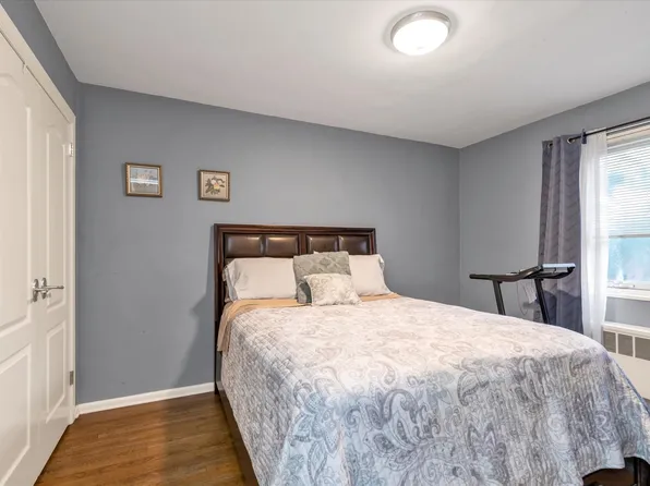 13-40 212th Street image 11 of 14