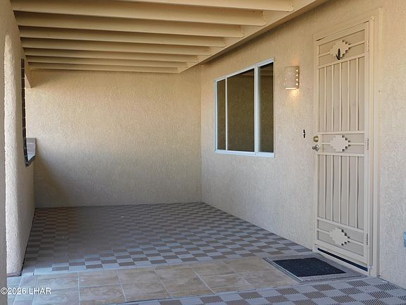 3rd image of 3008 Briggs Ln