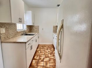18481 NE 21st Ct, North Miami Beach, FL 33179