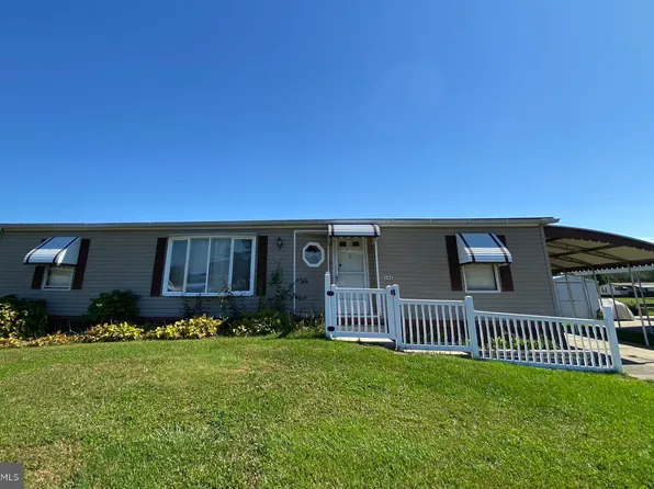 346 Puritan Dr, Buena, NJ 08310