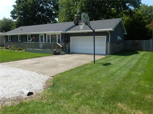 110 Kent Dr, Catlin, IL 61817