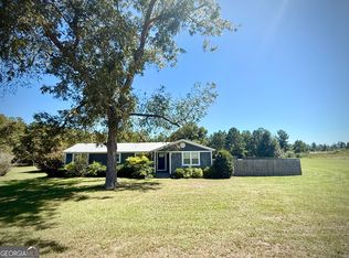 763 Bridgeford Church Rd, Hazlehurst, GA 31539