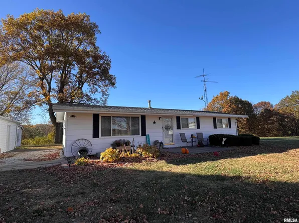 10810 E 1000th St, Macomb, IL 61455