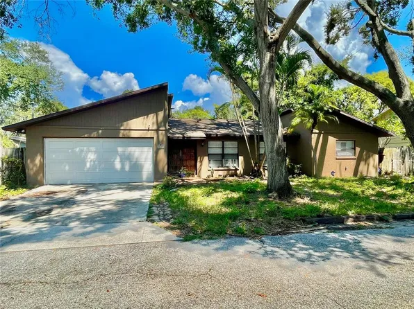 9849 Wilson Ave, Seminole, FL 33776