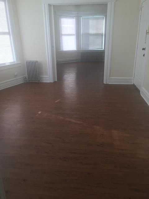 2nd image of 618 Washington Ave APT 2