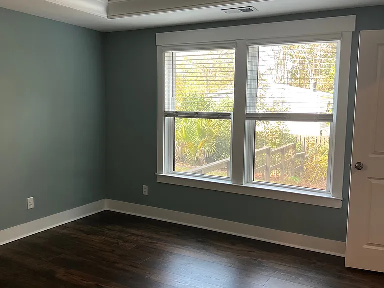 1st Level Master Bedroom - Hardwood Floors, Tray Ceiling