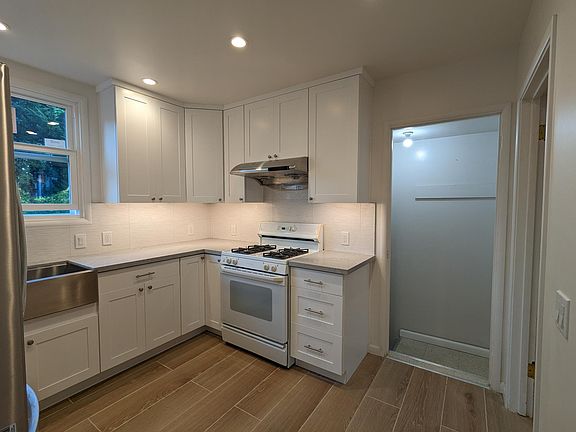 2nd image of 42 Fairlawn Ave