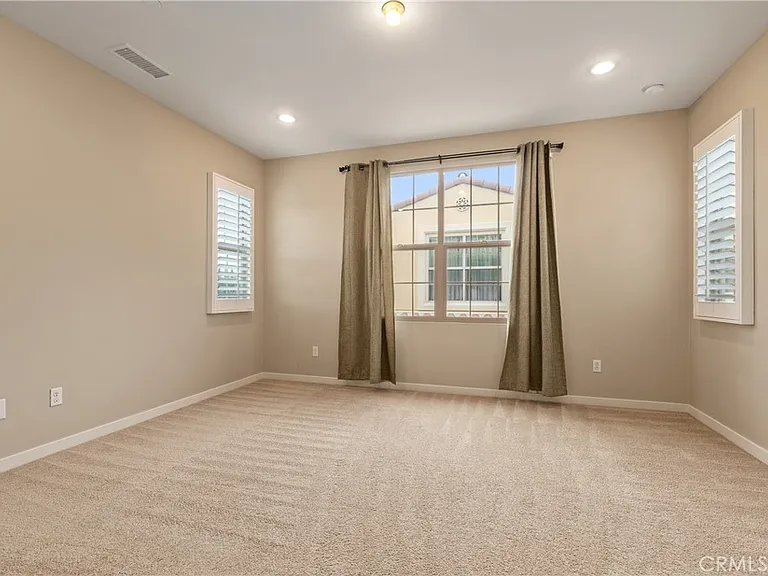 59 Bay Laurel — Photo 16