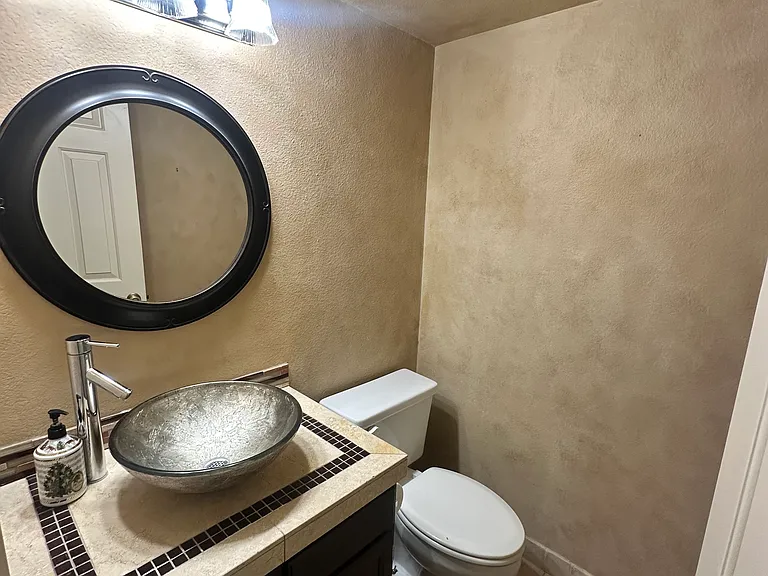 815 E Grovers Ave #48 — Photo 4