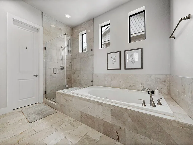 2509 Garrow St #B — Photo 20