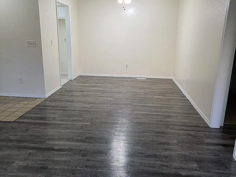 8101 NW 120th St — Photo 6