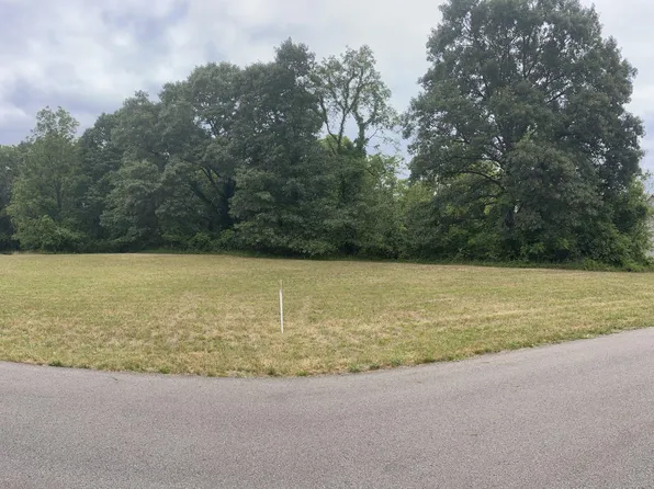 7111 Beaver Ridge Dr, Battle Creek, MI 49014