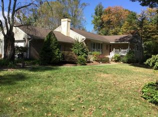 23 Derrygally Cir, Kinnelon, NJ 07405