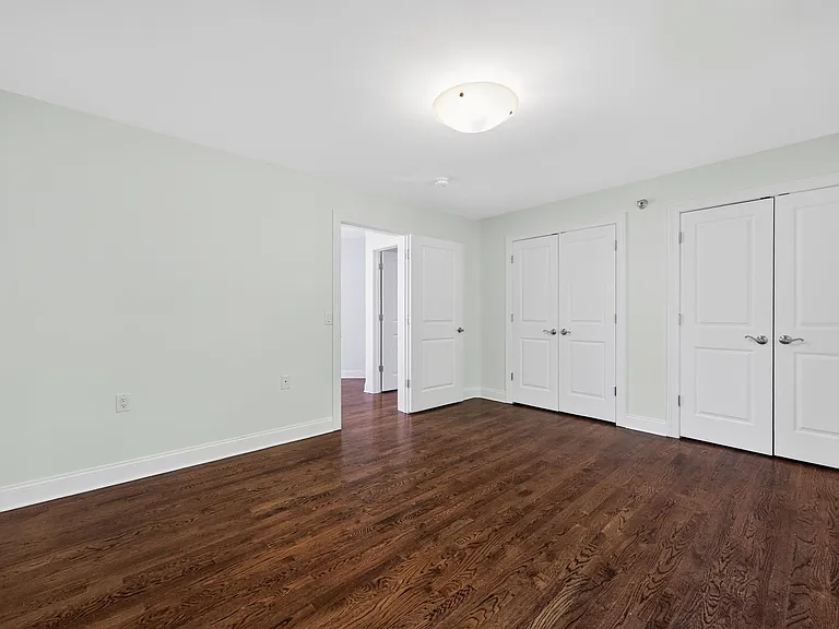 200 Laird Ave #204 — Photo 25