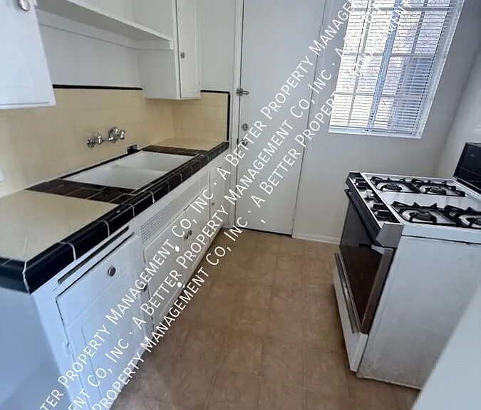 4596 N Banner Dr #1 — Photo 2