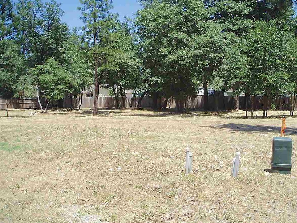2nd image of 260 Miller Ct