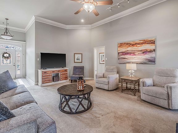 5th image of 40 Sugarloaf Loop