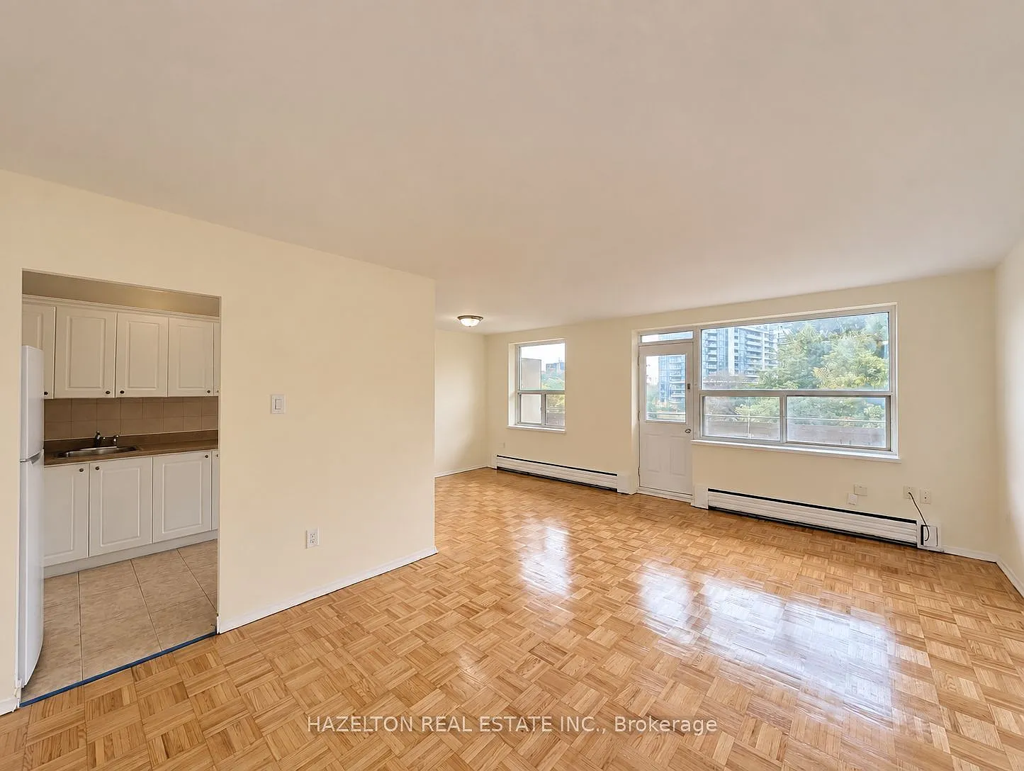 2 bed, $2,350 — Photo 2
