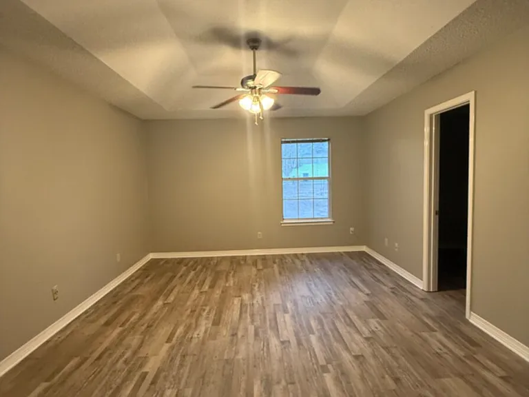 4571 Baybrook Dr — Photo 29