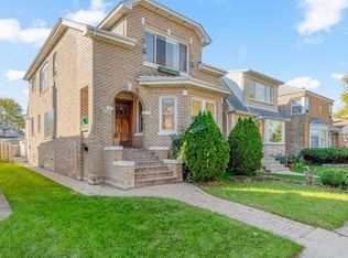 6049 W Roscoe St #BASEMENT, Chicago, IL 60634