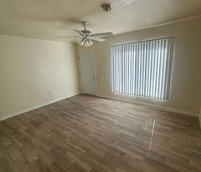 1405 W Clarendon Ave #5 — Photo 7