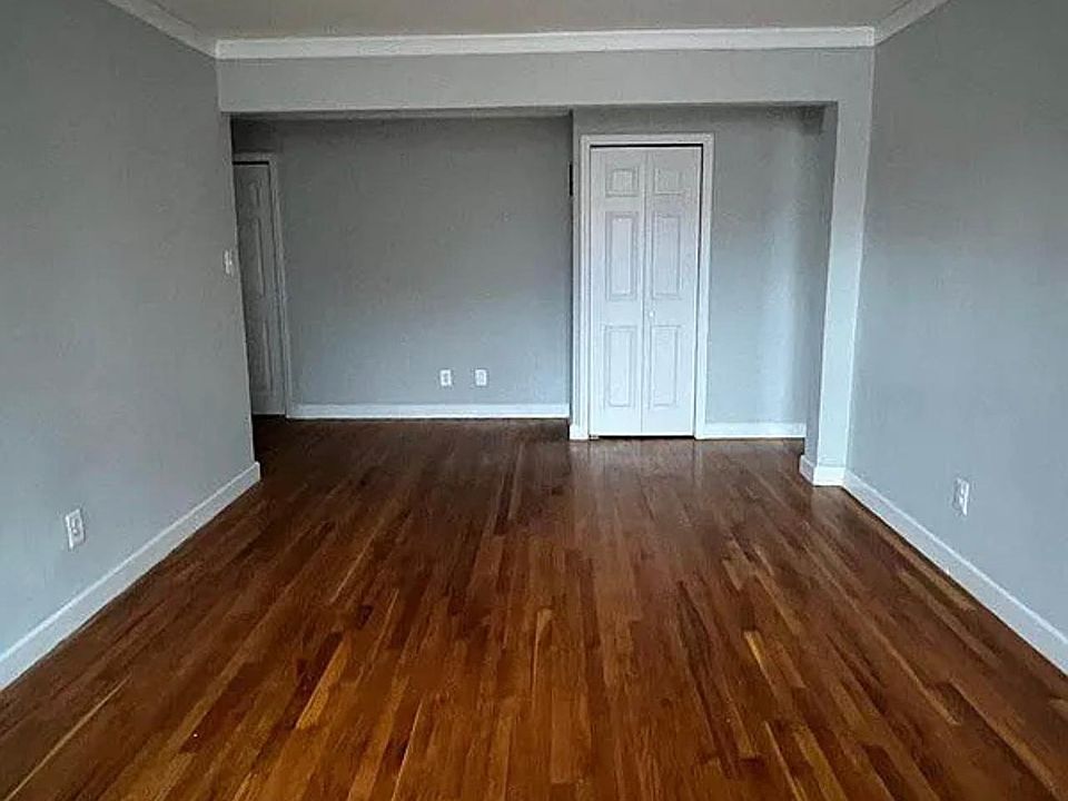 1st image of 14420 38th Ave APT 6