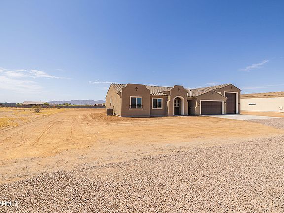 4th image of 22003 W Blue Sky Drive