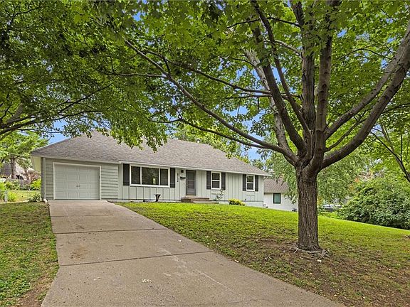 3rd image of 8734 Conser St