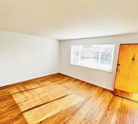 2nd image of 78 Linden Ave APT 2
