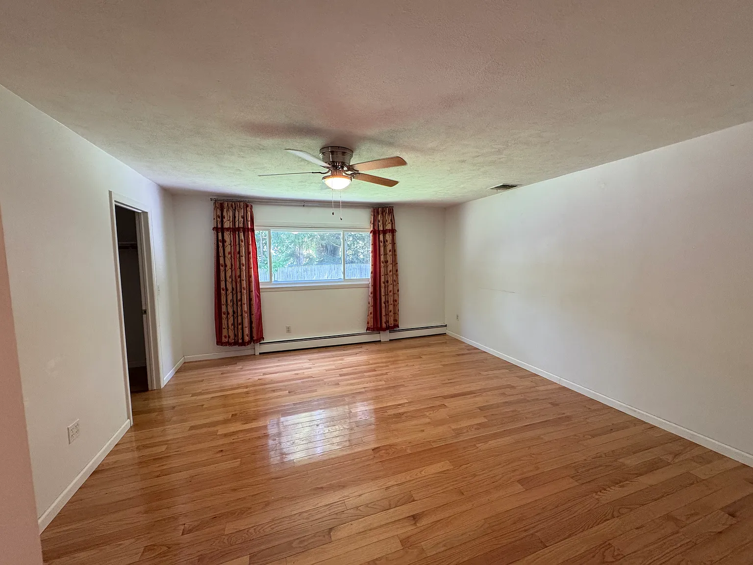 Oneida Ave, South Setauket — Photo 4