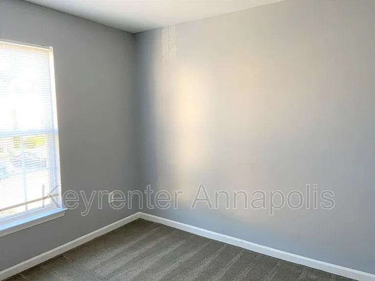 7890 Ivy Ter — Photo 19