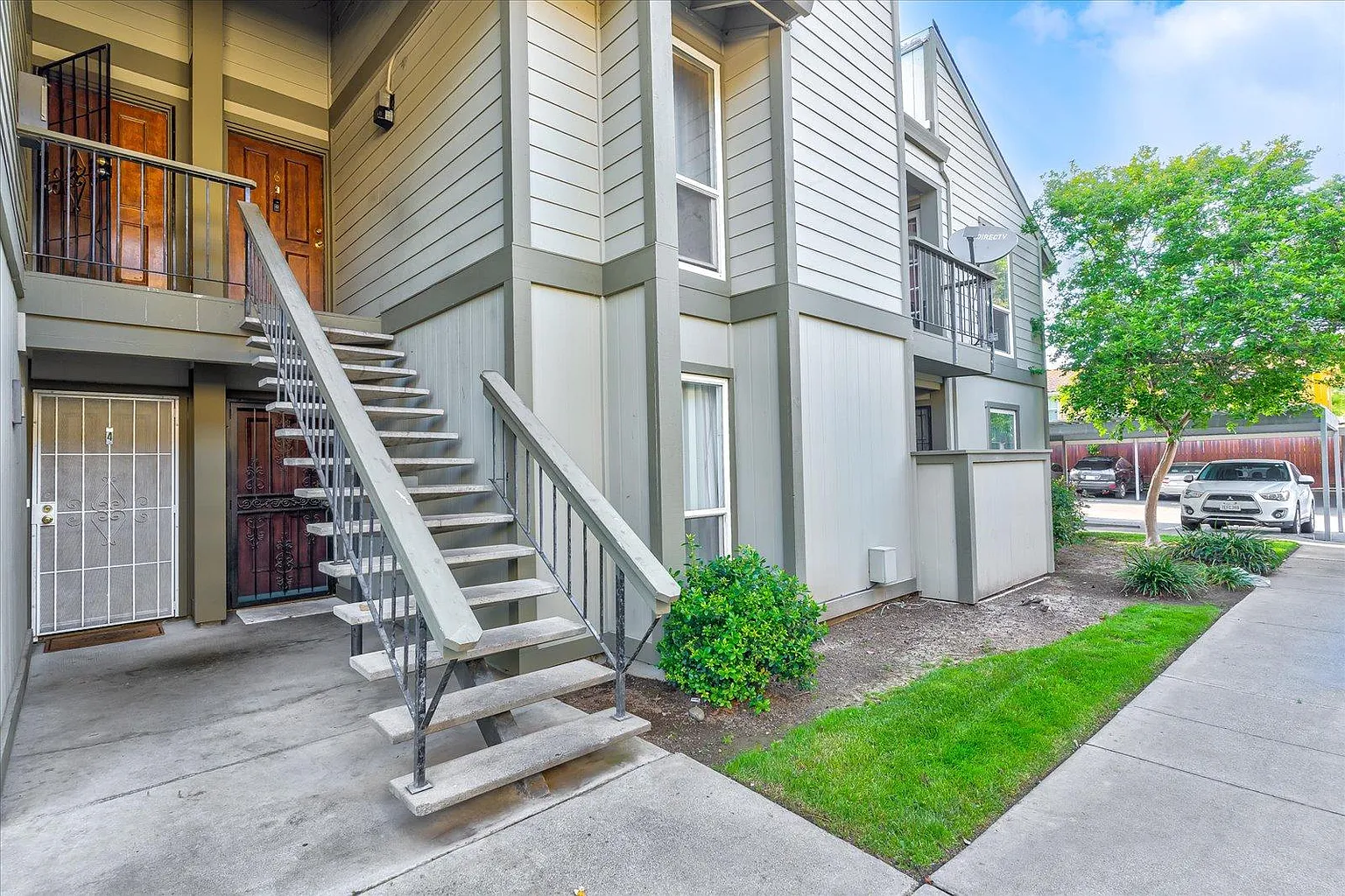 7283 Florin Mall Dr APT 4 photo 1
