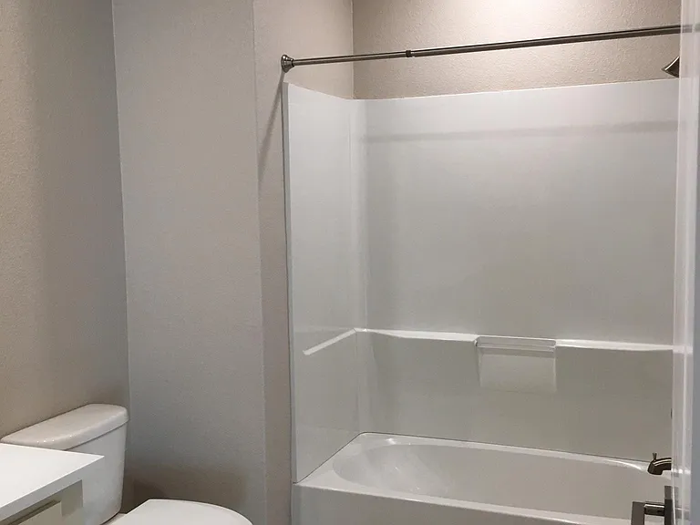 Bathroom2