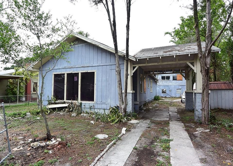 1st image of 111 W Powhatan Ave