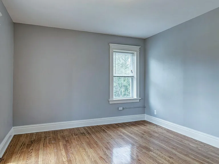 5951 McPherson Ave — Photo 8