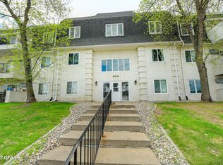815 Duke Dr APT 405, Grand Forks, ND 58201