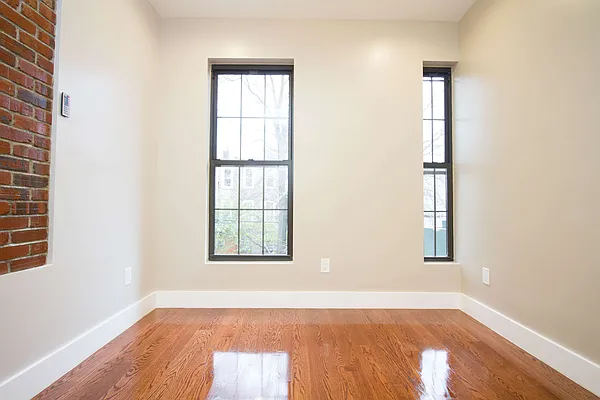 Rented by Nooklyn NYC LLC | media 37