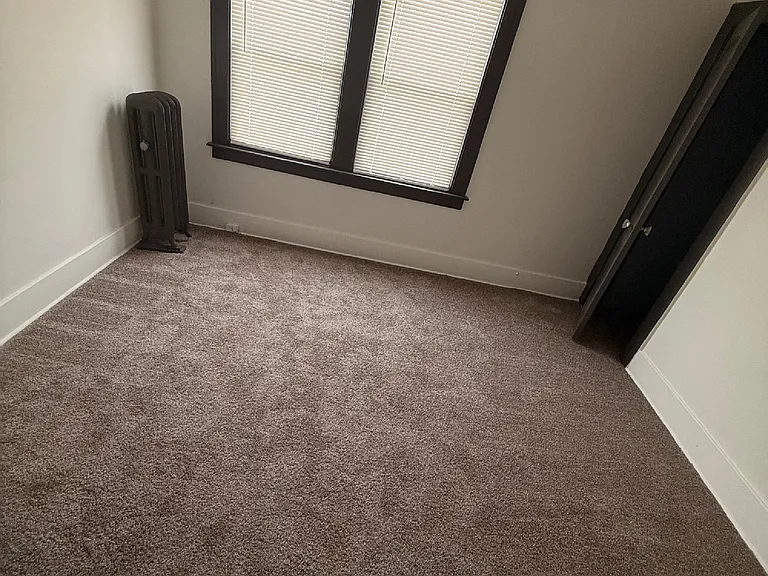 13004 Evergreen Ave — Photo 7
