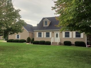28 Hickory Hls, Geneseo, IL 61254