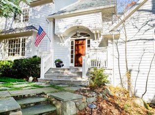 5 Lookout Stable Rd, Tuxedo Park, NY 10987