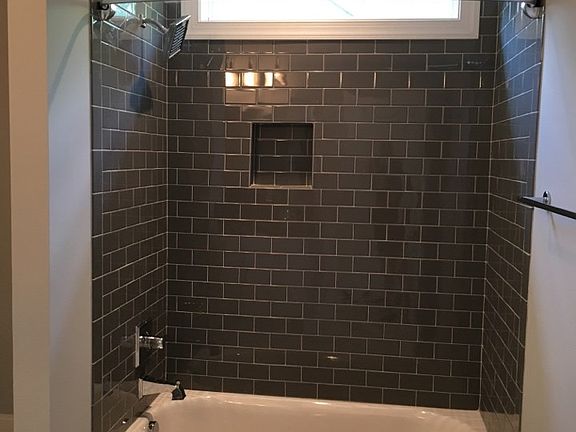 2nd image of 1615 Kirby Ave