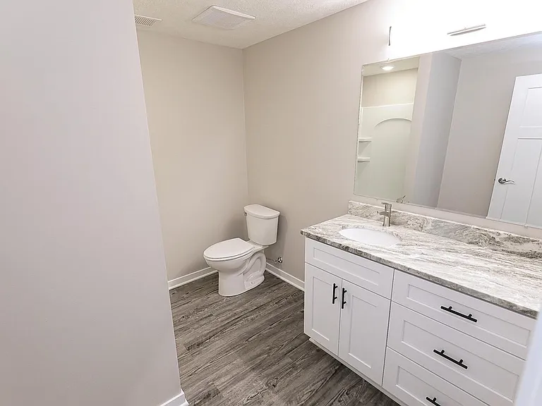 8334 Broken Ridge Dr — Photo 25