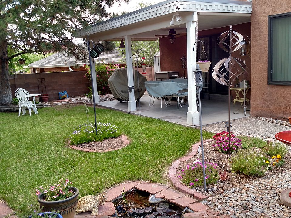 2nd image of 9804 Lorelei Ln NE
