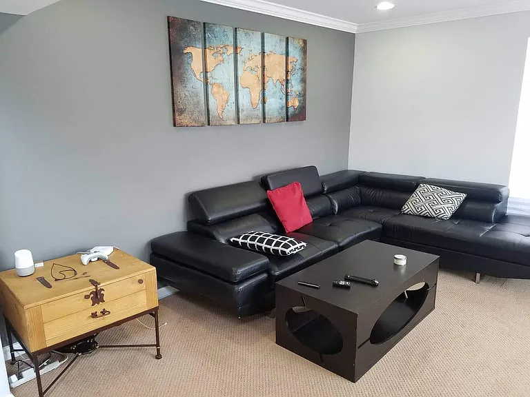 4714 Meade St NE — Photo 3