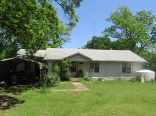 607 Patterson Ave, Comanche, OK 73529