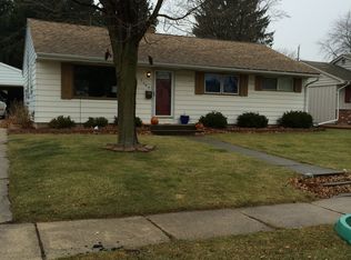 1109 4th Ave, Grafton, WI 53024