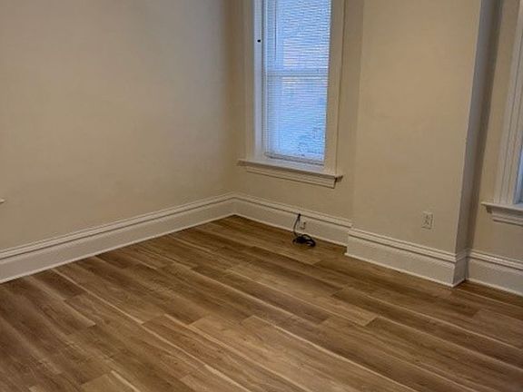 2nd image of 621 Broadway St #3