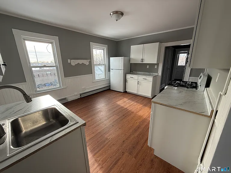 130 West Ave #3 — Photo 7